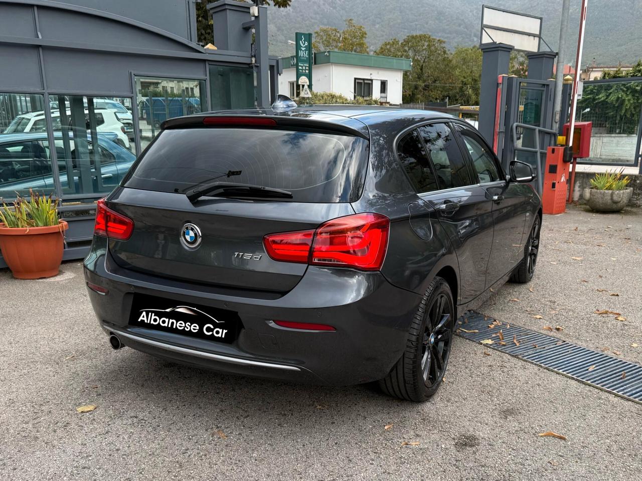 Bmw 116d 5p. Urban Auto.
