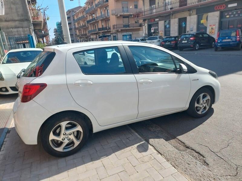 Toyota Yaris 1.5 Hybrid 5 porte Active
