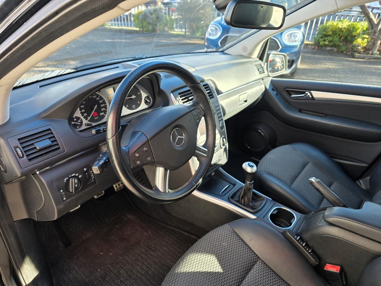 Mercedes-benz B 180 CDI Premium