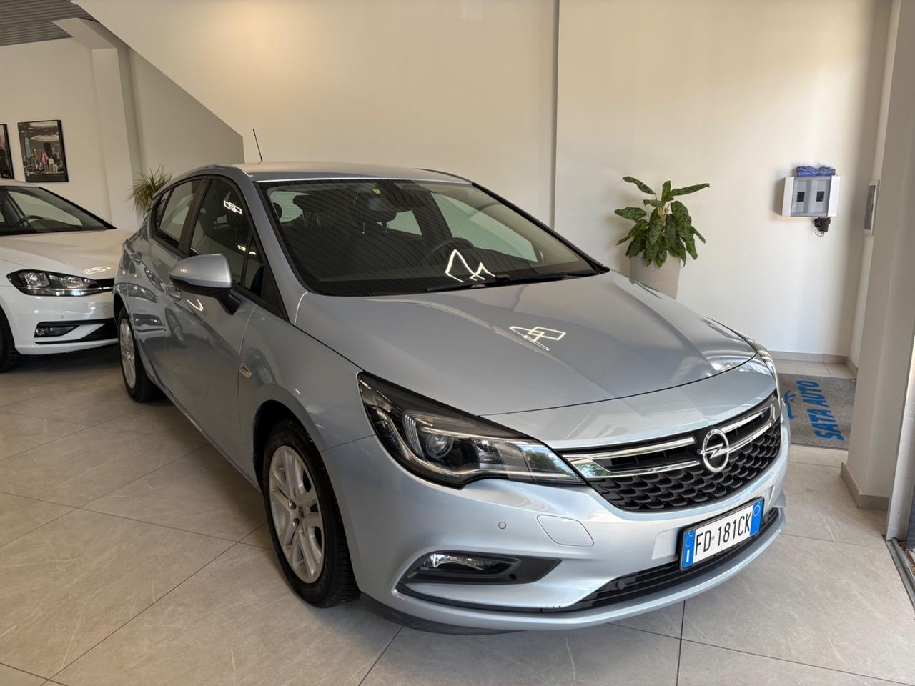 Opel Astra 1.6 CDTi 110CV Start&Stop 5 porte Innovation