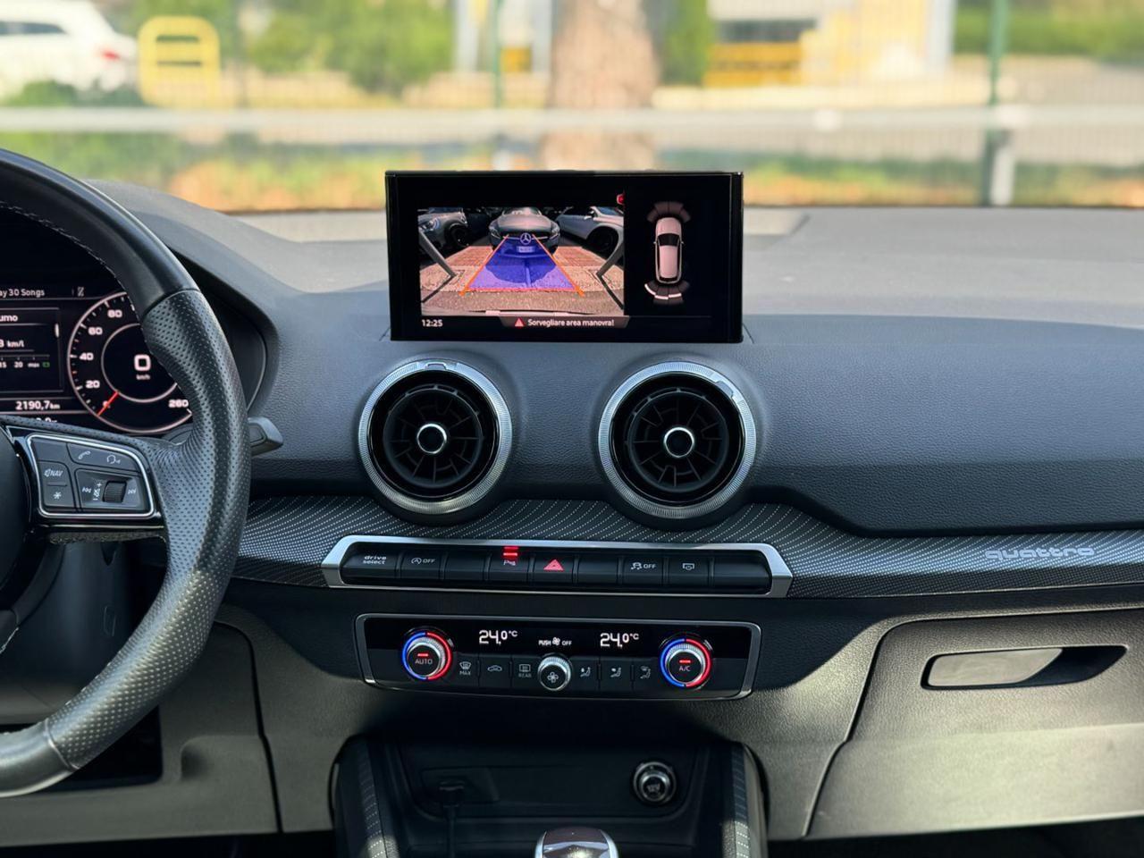 AUDI Q2 40 TFSI quattro S tronic Identity Black 190CV