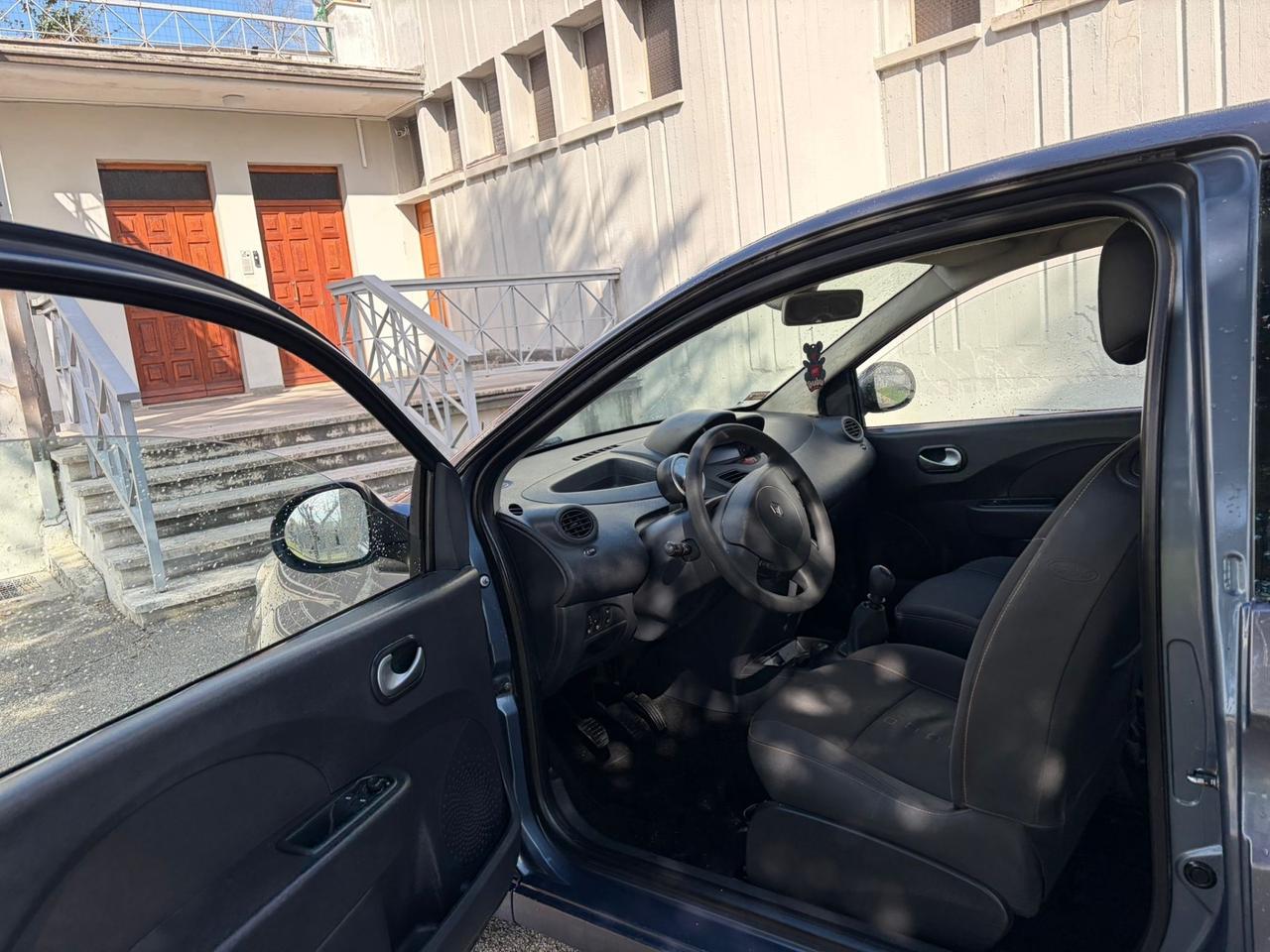 Renault Twingo 1.2 accessoriata utilitaria