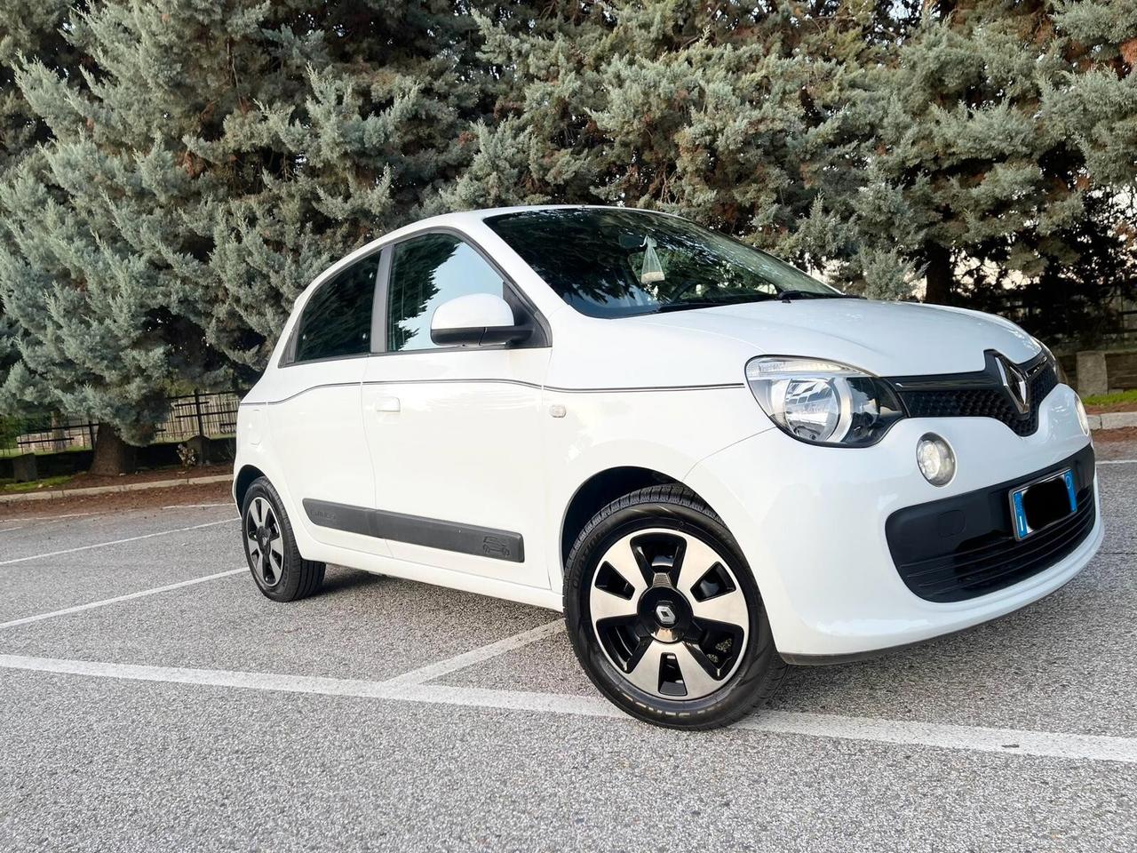 NEOPATENTATI Renault Twingo SCe Lovely