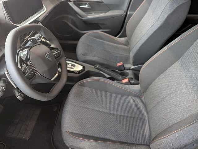 Peugeot 2008 Hybrid 136 e-DCS6 Style
