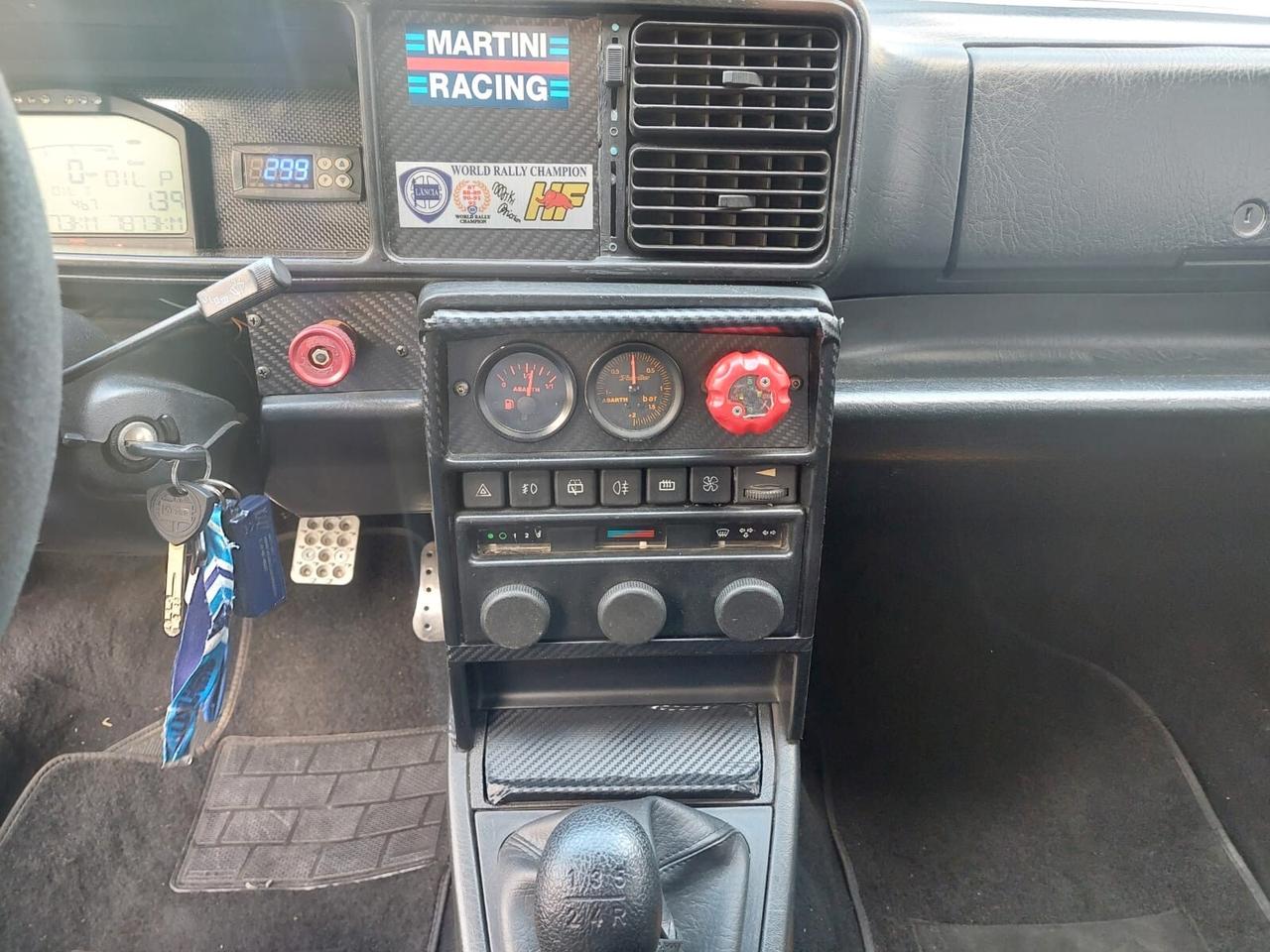 Lancia Delta 2.0i.e. turbo 16V HF integrale replica EVO Martini 5