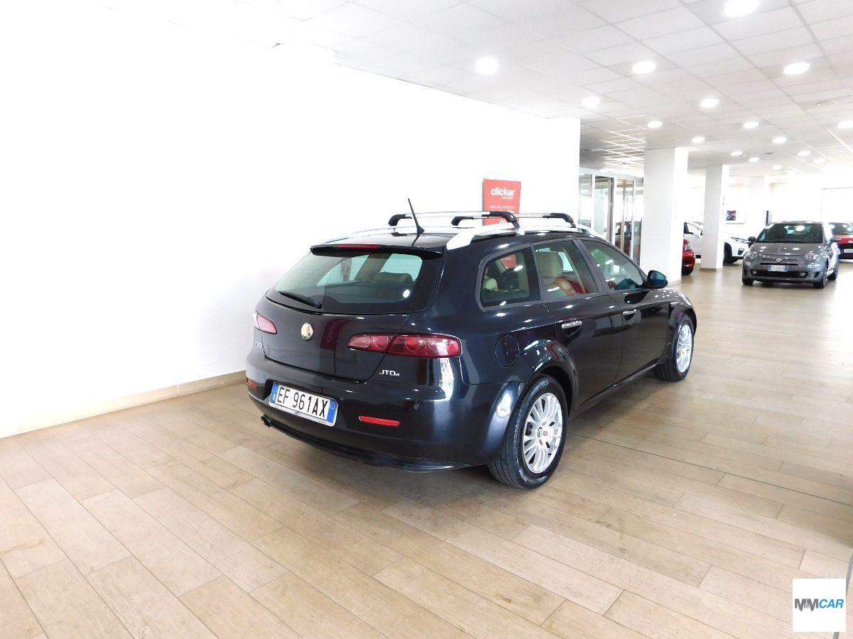 ALFA ROMEO - 159 SportWagon - 2.0 JTDm 136CV Distinctive