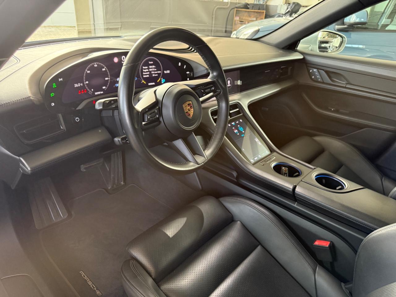 Porsche Taycan 4 Cross Turismo