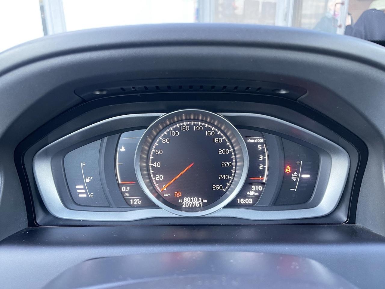 Volvo XC 60 2.0 Diesel 150CV E6 - 2017