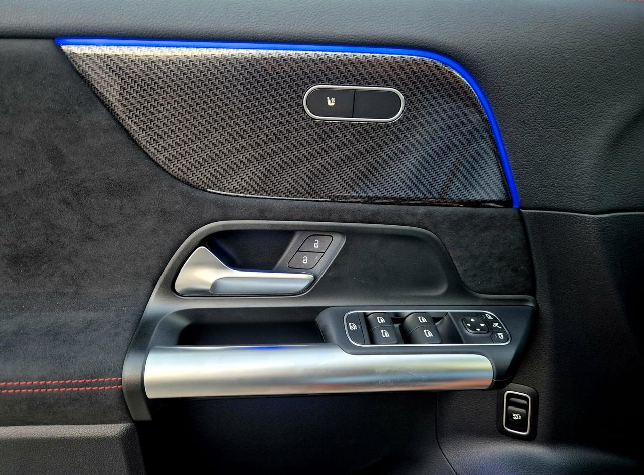 Mercedes-benz GLA 200 d AMG Premium Night edition Tetto apribile