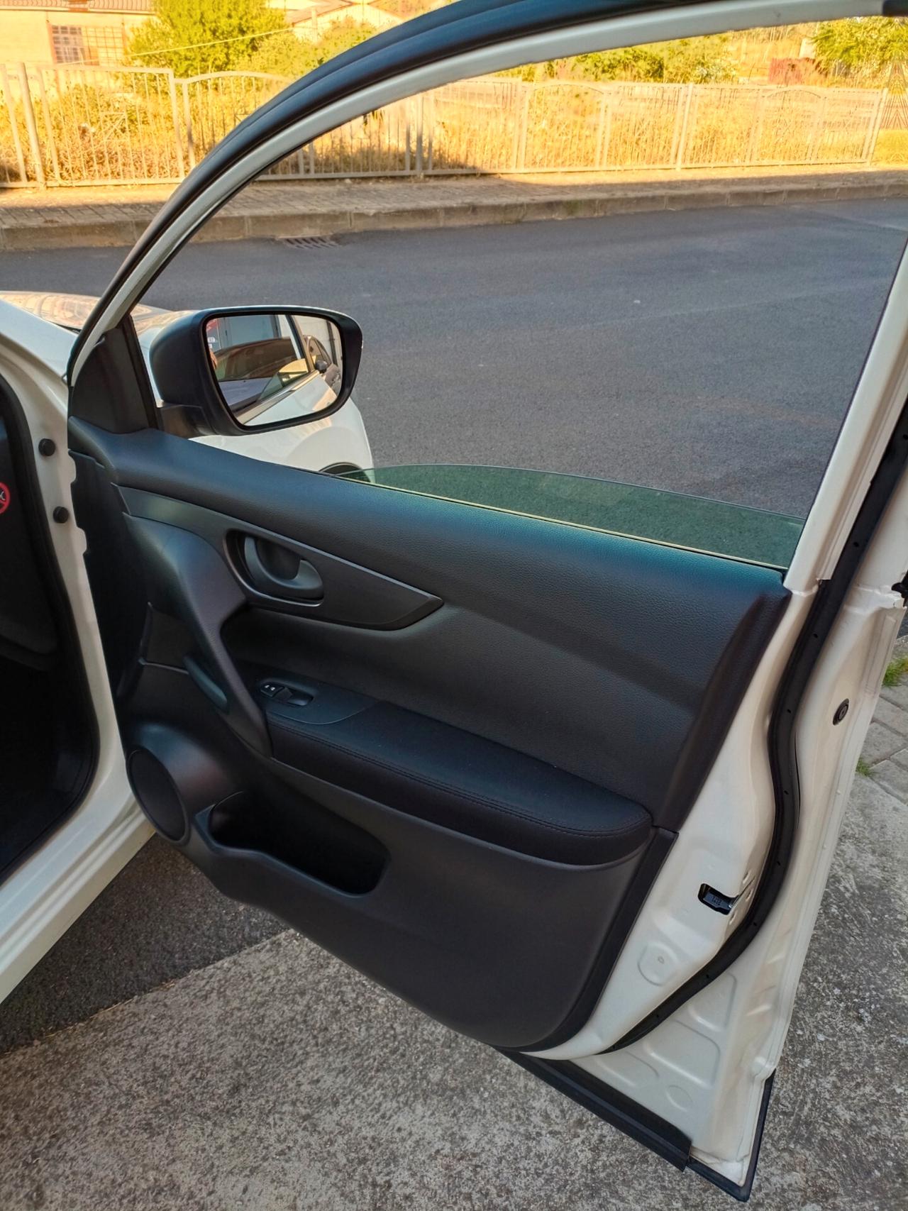 Nissan Qashqai 1.5 dCi Visia