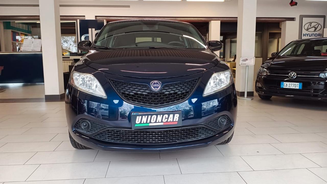 Lancia Ypsilon 1.2 69 CV 5 porte S&S Gold