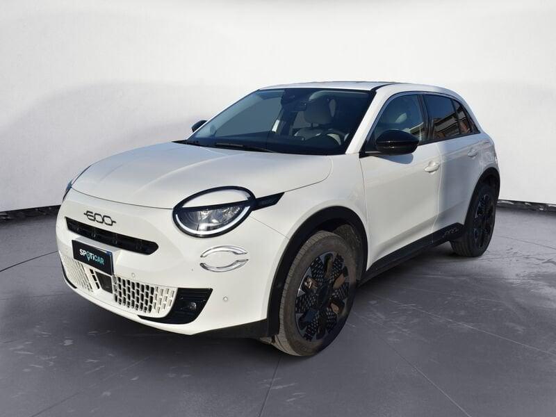 FIAT 600 1.2 Hybrid 100cv La Prima