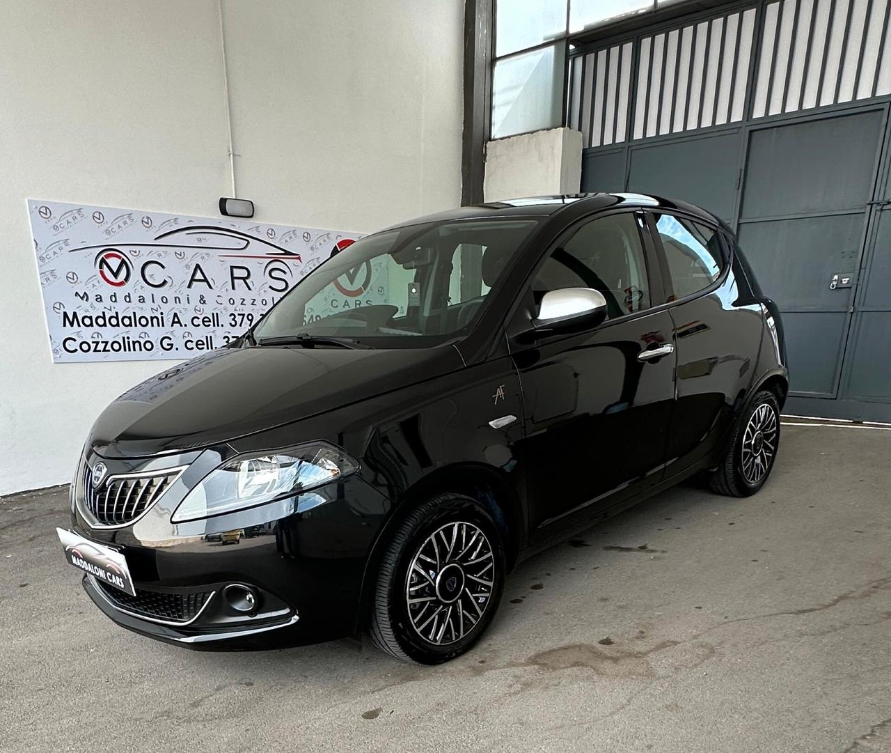 Lancia Ypsilon 1.0 5 porte S&S Mild Hybrid Alberta Ferretti