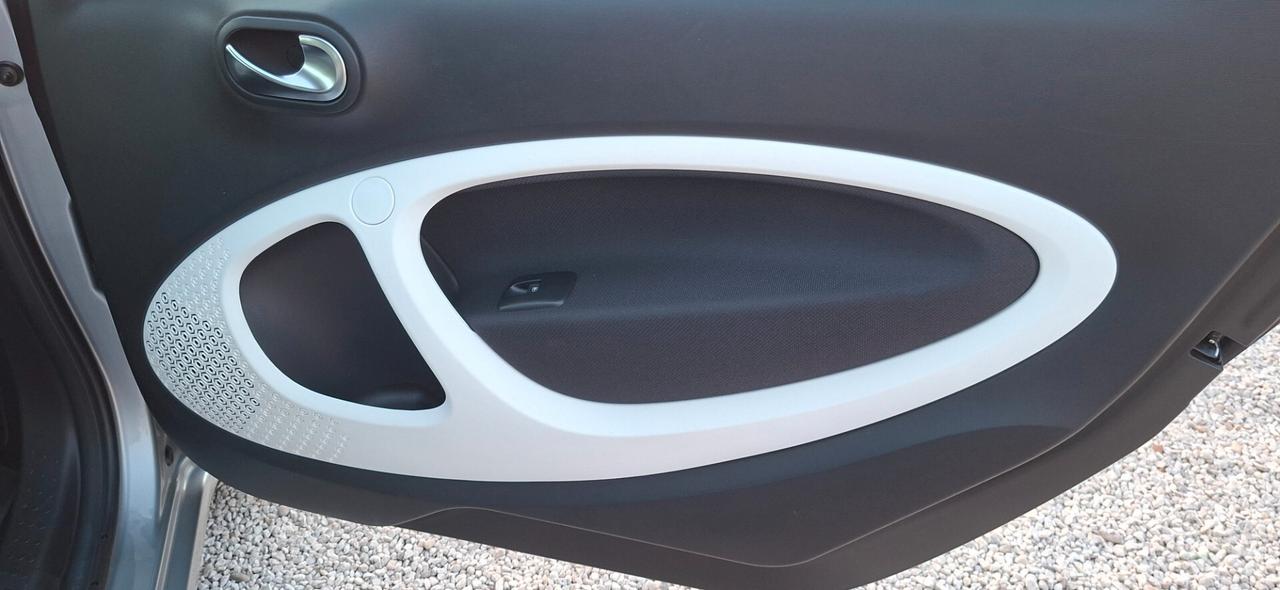 Smart ForTwo 70 1.0 Passion GARANZIA 12 MESI