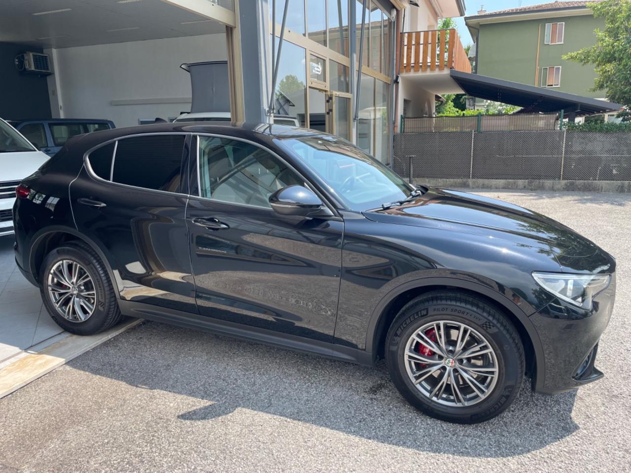 Alfa Romeo Stelvio 2.2 t 190 CV AT8 Q4 Executive