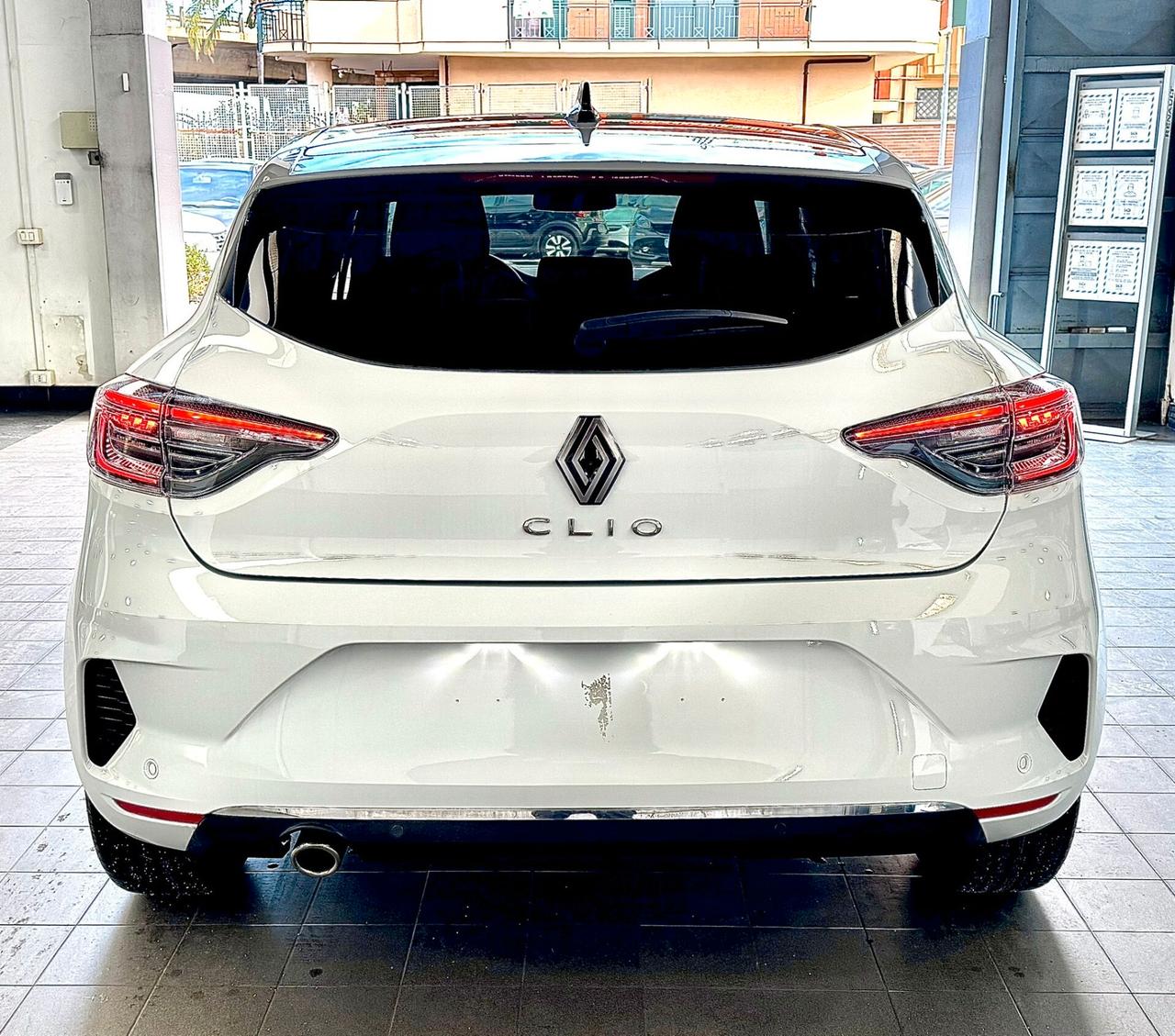 Renault Clio TCe 90 CV 5 porte Techno KM0