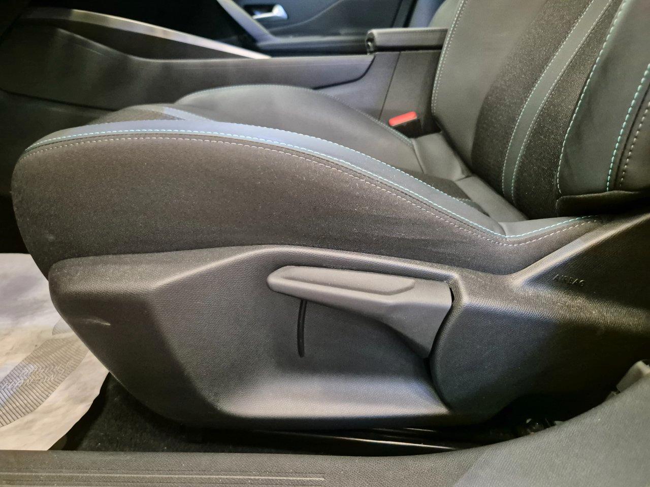 Peugeot 408 1.2 hybrid Allure 145cv e-dcs6 Pack Vision 360