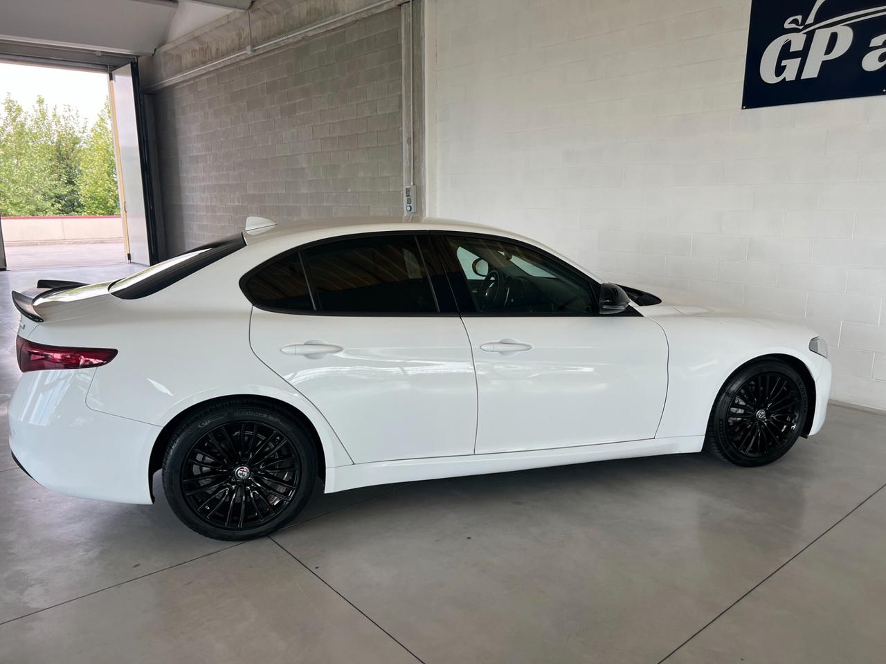 Alfa Romeo Giulia 2.2 Turbodiesel 180 CV AT8 Super