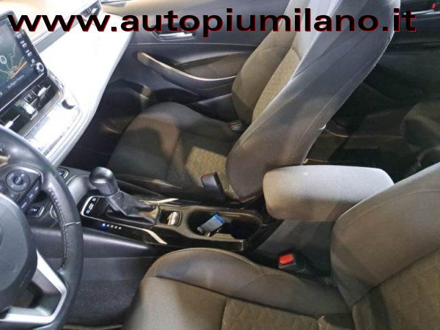 TOYOTA Corolla Touring Sports 1.8 Hybrid Business
