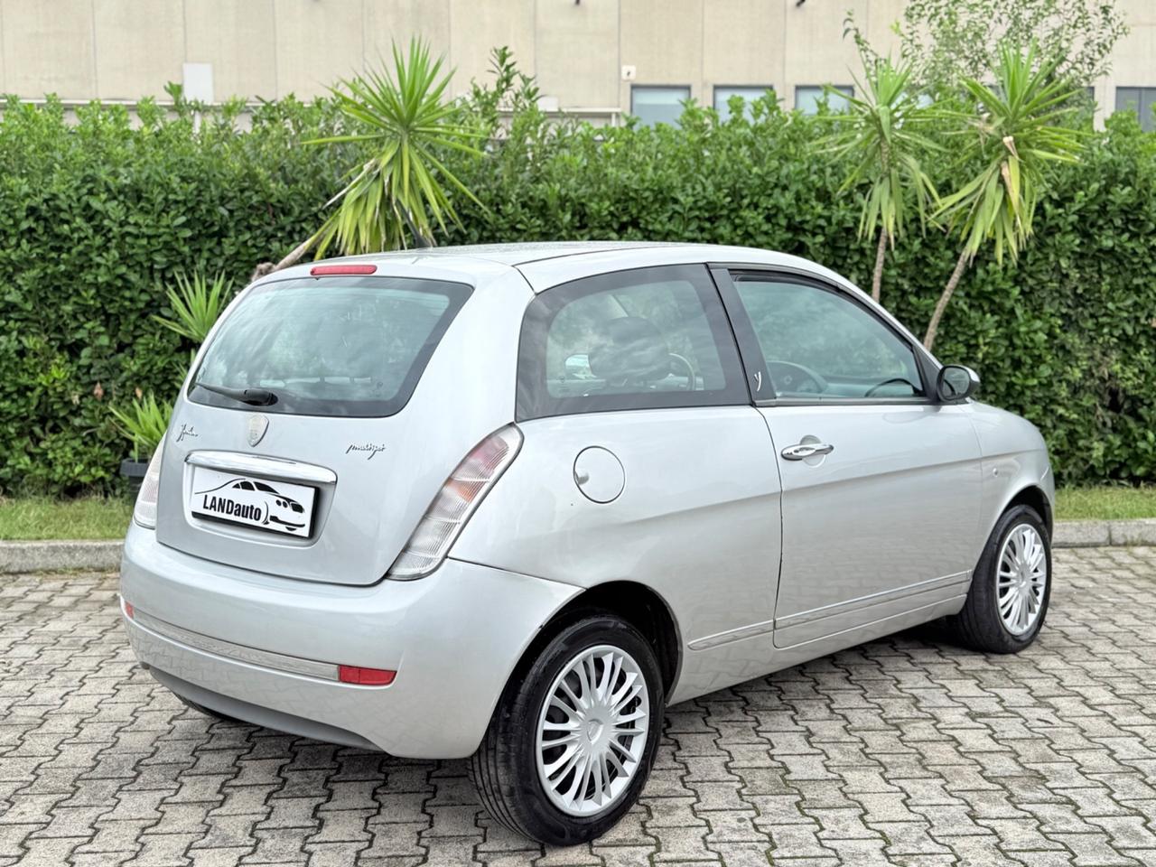 Lancia Ypsilon 1.3 MJT 75 CV 161.000KM !