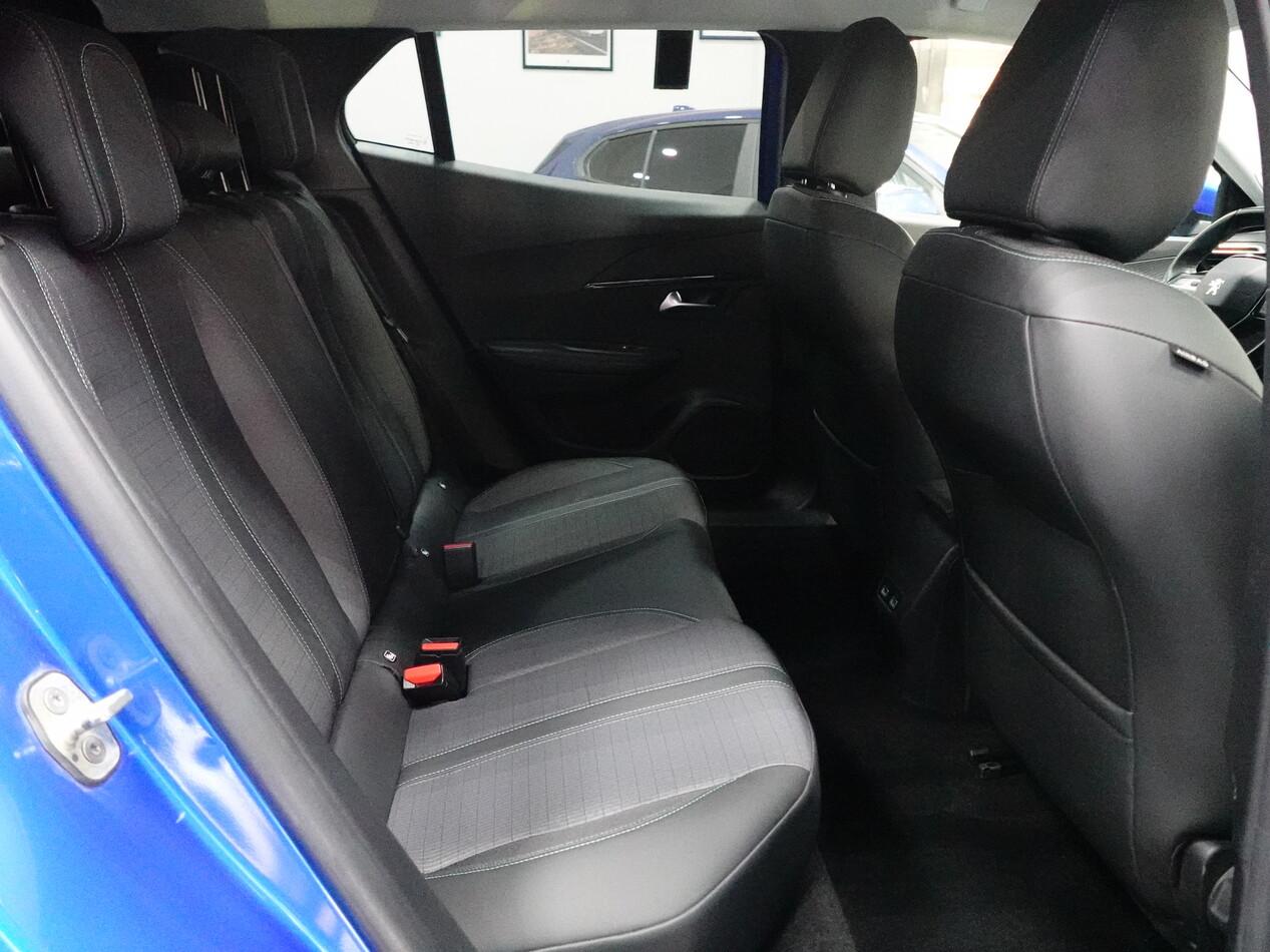 Peugeot 2008 1.2 PureTECH 100 CV ALLURE