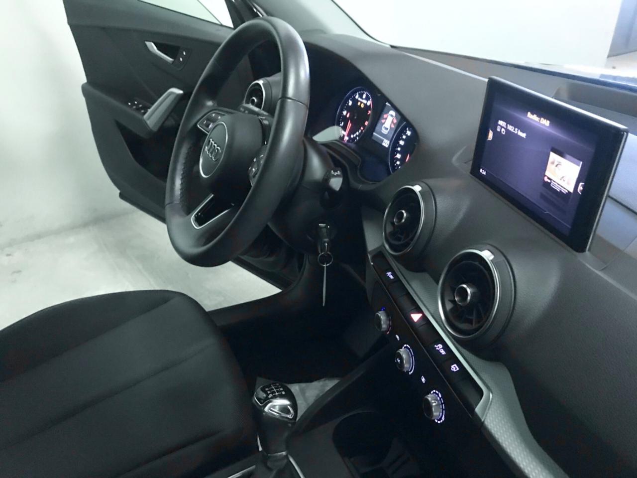 Audi Q2 30 TFSI Business