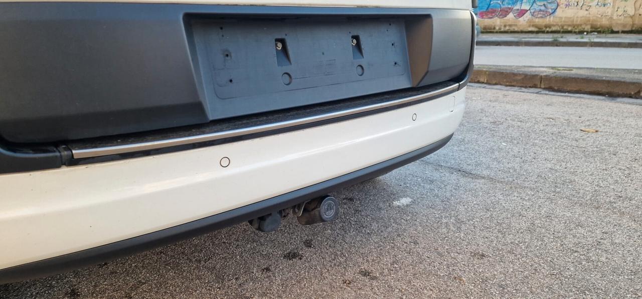 Fiat 500L 1.6 Multijet 120 CV Lounge Panoramic Edition