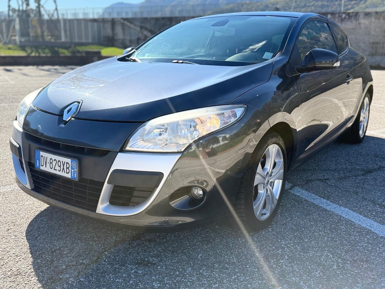 Renault Megane Mégane Coupé OK NEOPATENTATI