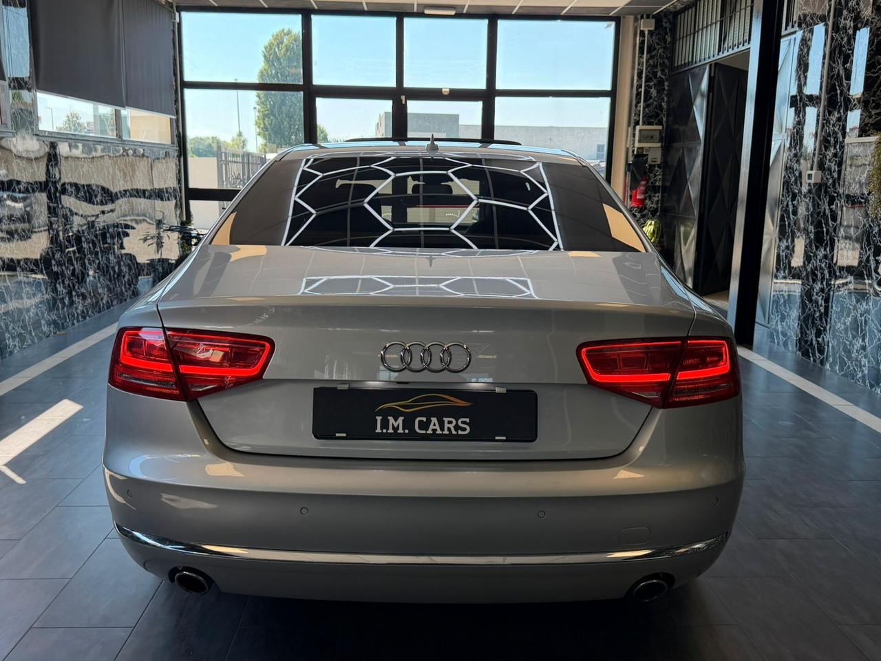 Audi A8 L 3.0 TDI 250 CV clean diesel quattro tiptronic