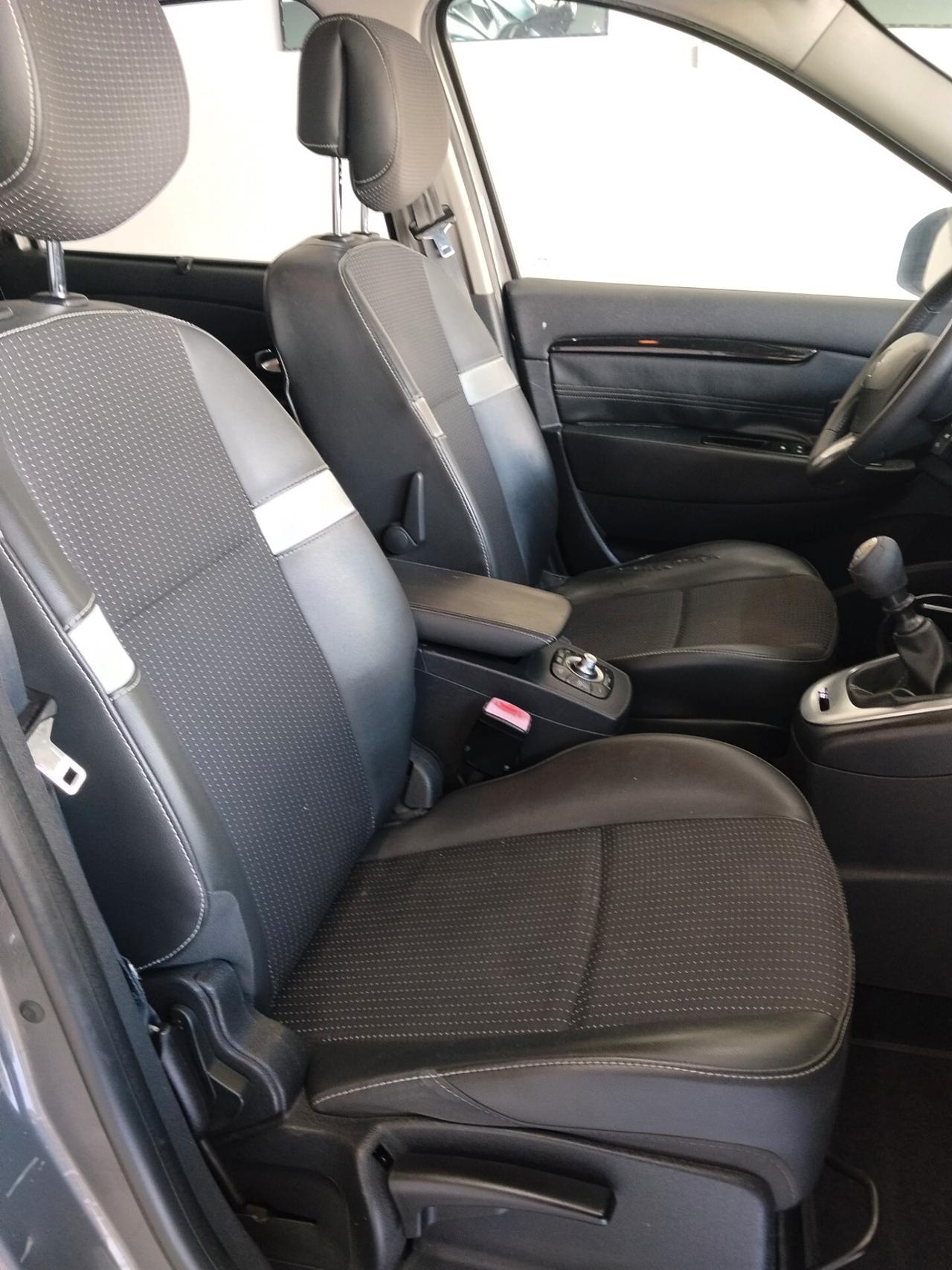 Renault Scenic x-mod 1.5 diesel CON GARANZIA