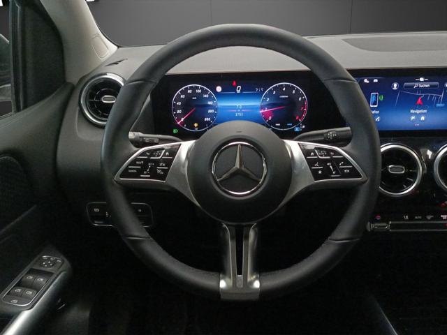 MERCEDES-BENZ B 180 Automatic Progressive Advanced