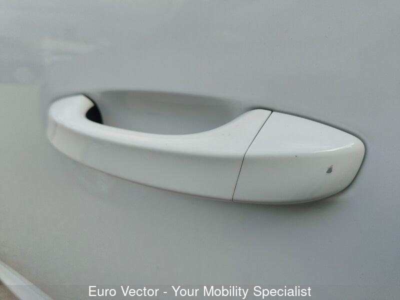 Lancia Ypsilon Ypsilon Hybrid e-DCT