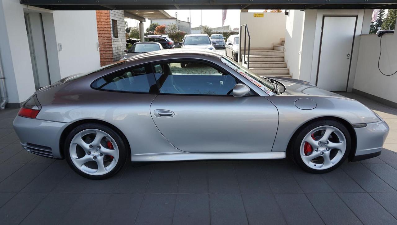 Porsche 911 Carrera 4S cat Coupé