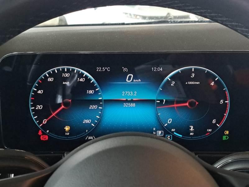 Mercedes GLA 200 200 D Business 8G-DCT