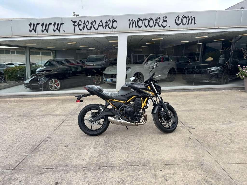 Kawasaki Z 650 S Nuovo pronta consegna Tua a solo 69 Euro al mese