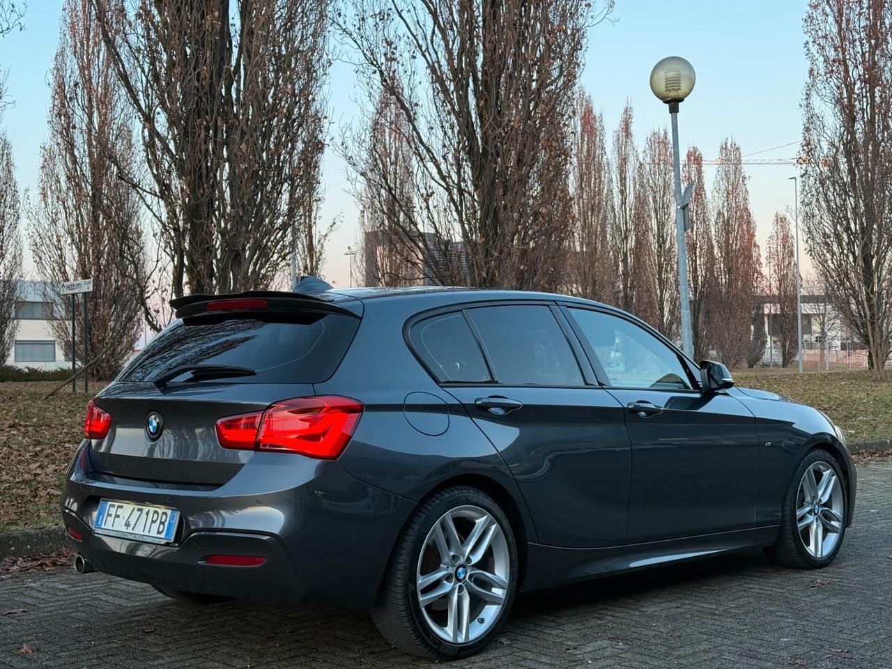 Bmw 118 118d 5p. Msport