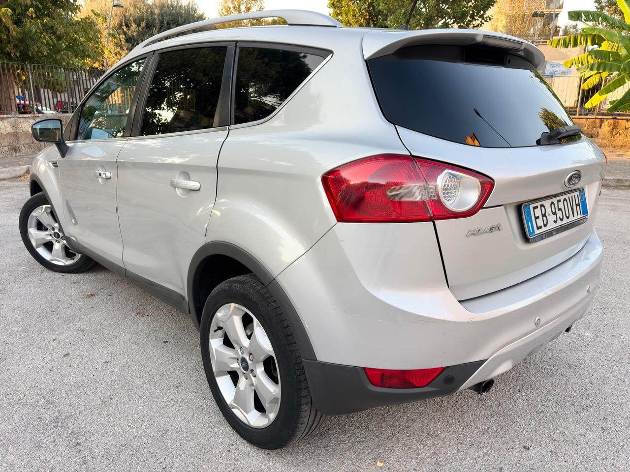 Ford Kuga 2.0 TDCi 136 CV 4WD Titanium