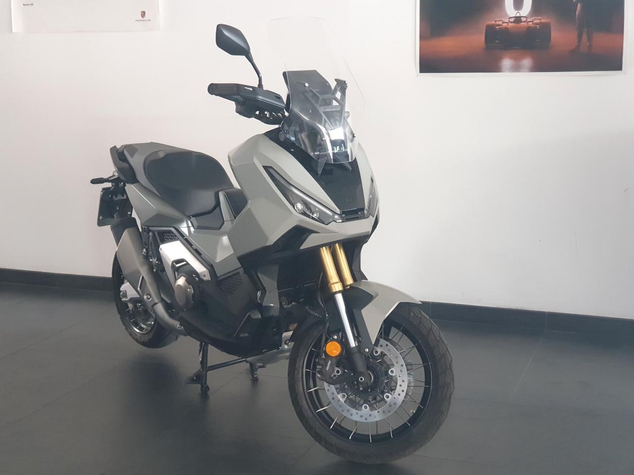 Honda X-ADV 750 Full optional