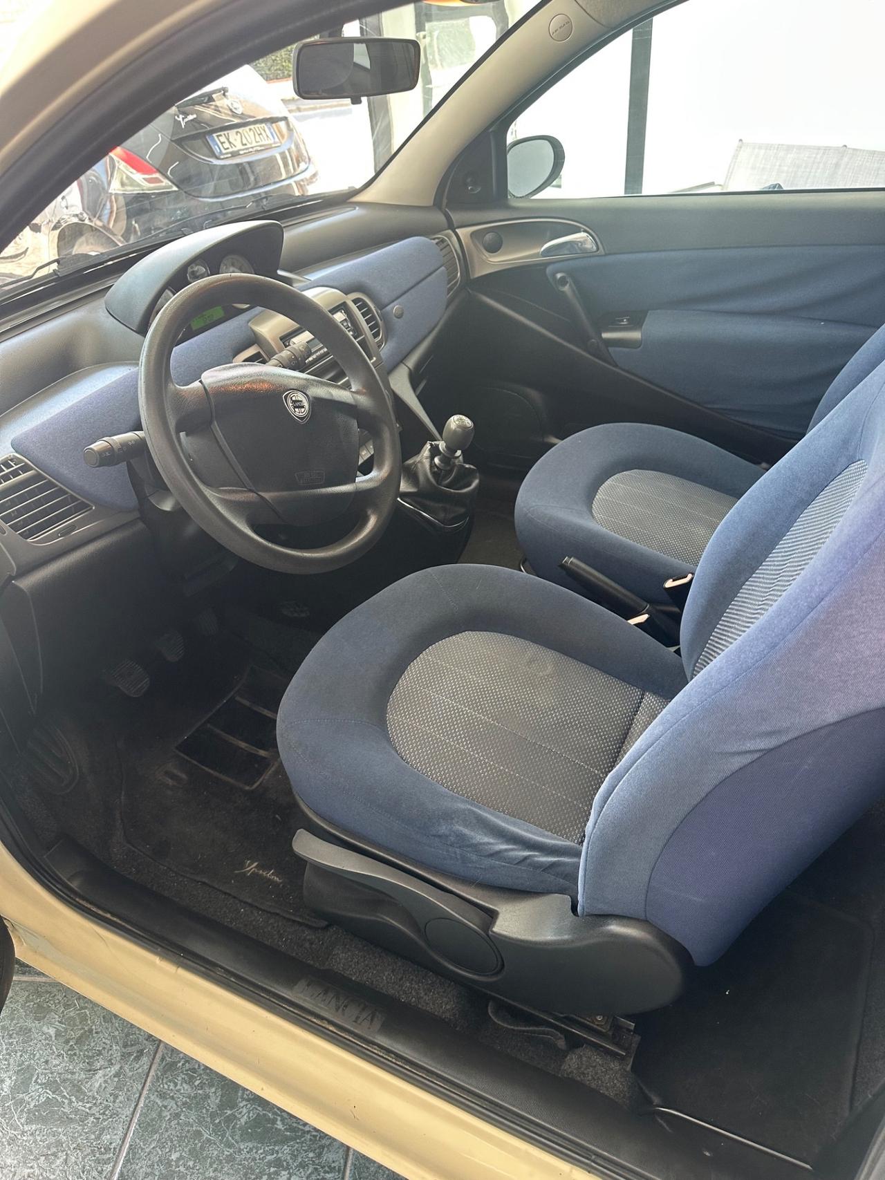 Lancia Ypsilon 1.2