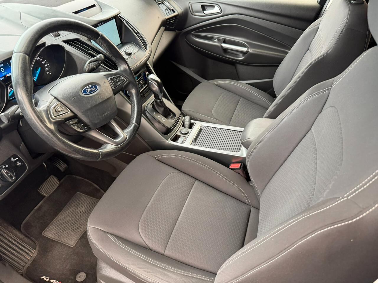 Ford Kuga 2.0 TDCI 150 CV S&S 2WD Titanium