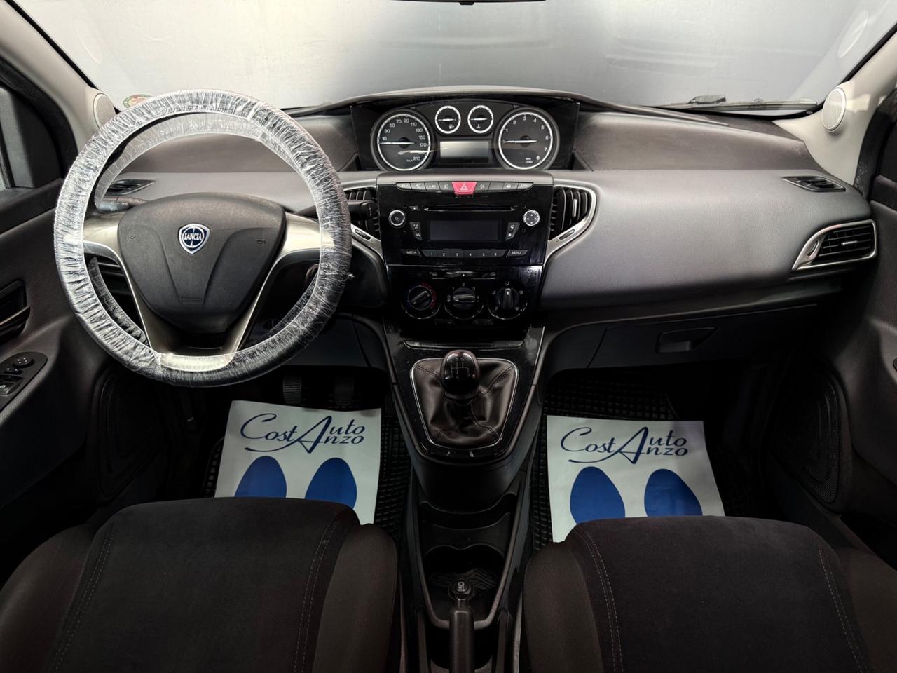 Lancia Ypsilon 1.2 Benzina 69 CV Platinum 2013