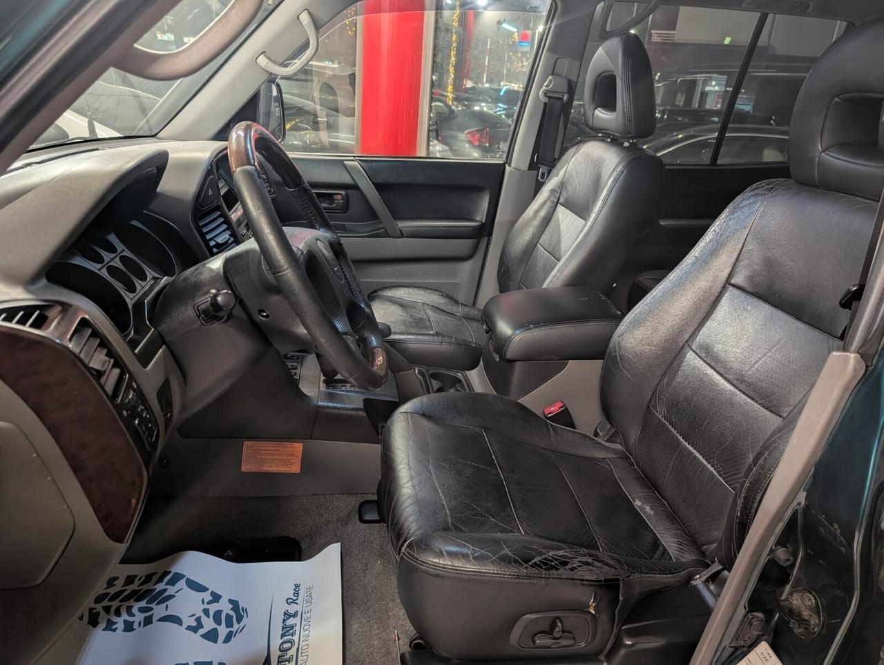 Mitsubishi Pajero 3.2 5 POSTI CAMBIO AUTOMATICO