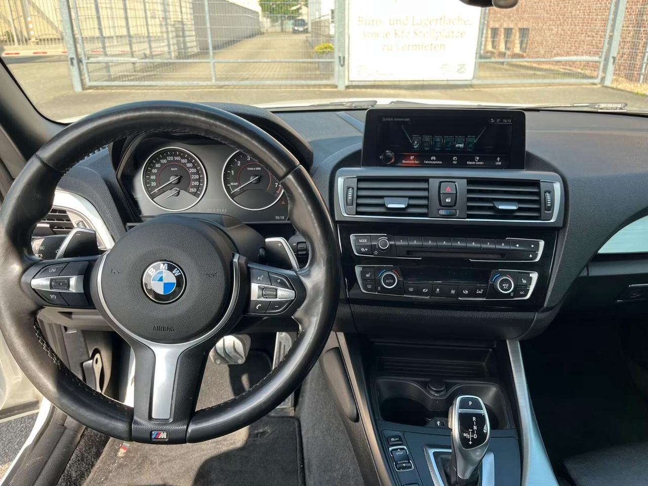 Bmw 220i Cabrio Msport aut.