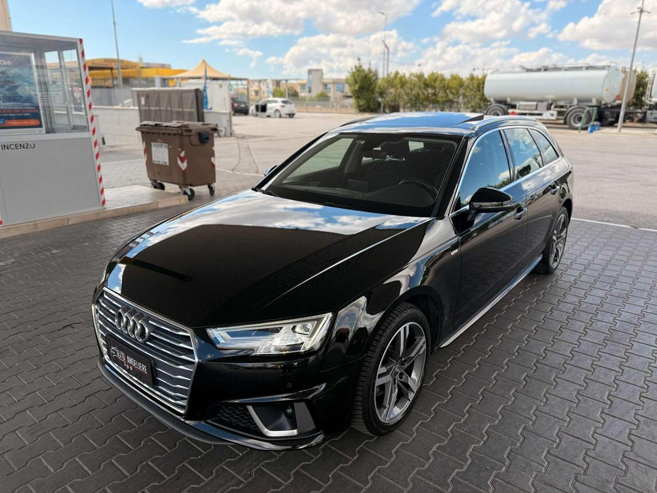 Audi A4 Avant 35 TDI S tronic line edition/TETTO/18/PDC/BELLA