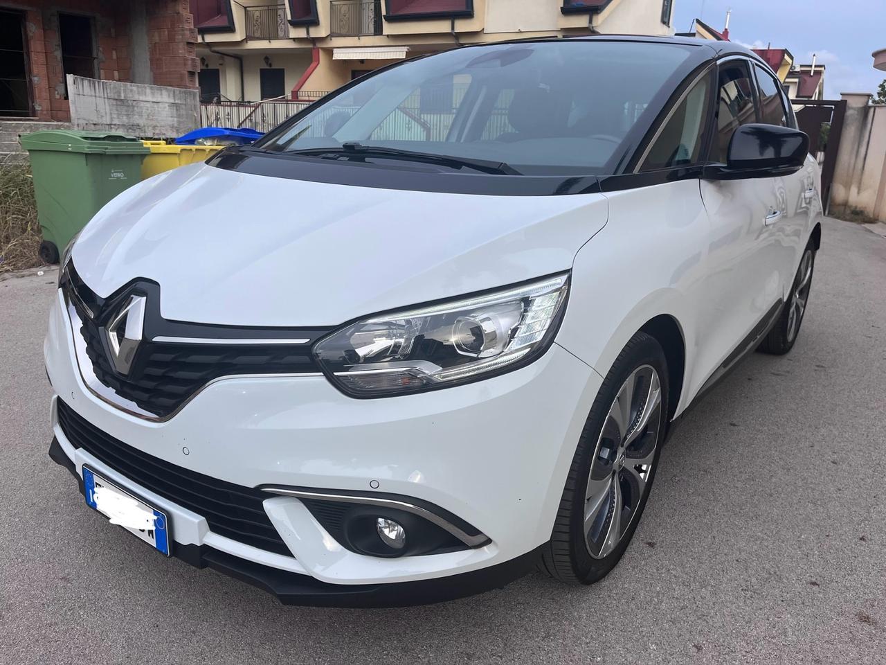 Renault Grand Scenic dCi 8V 110 CV EDC Energy Intens