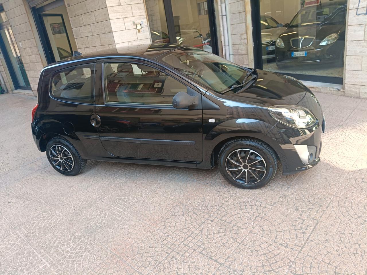 RENAULT TWINGO 1.2 SPORT&SOUND-Euro 3890