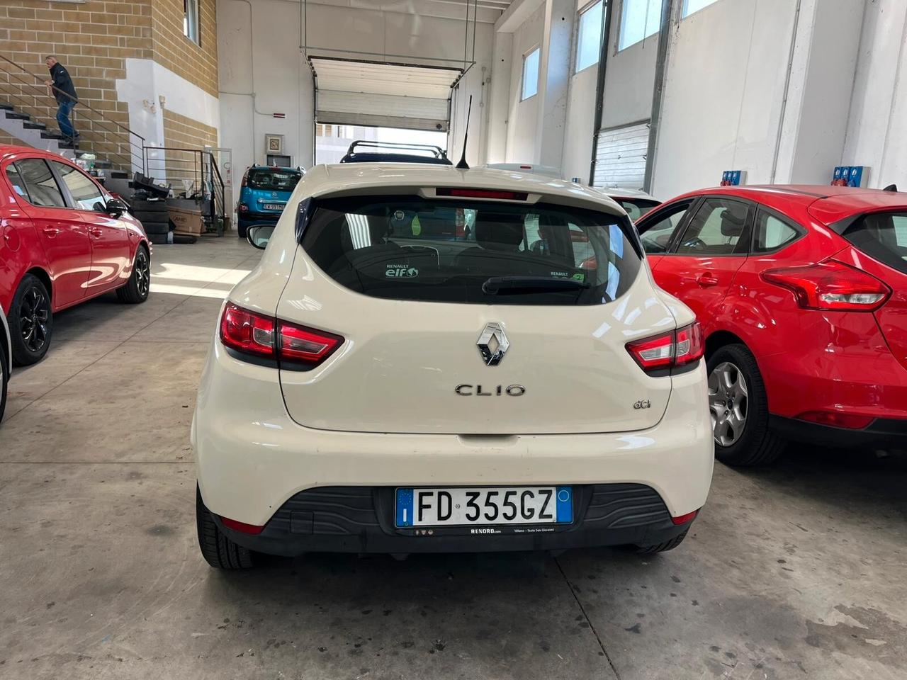 Renault Clio 1.5 dCi 8V 75CV 5 porte Costume National
