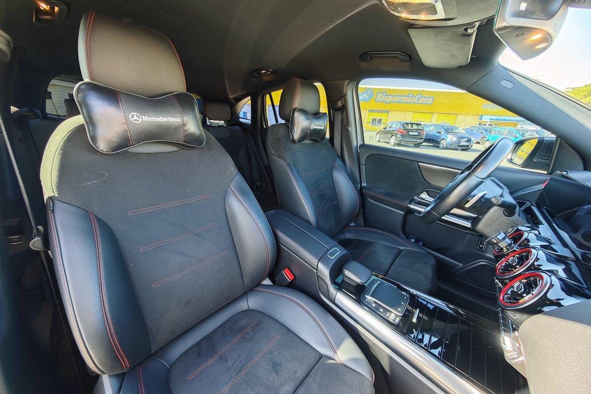 MERCEDES GLA 200 d Automatic 4Matic Premium