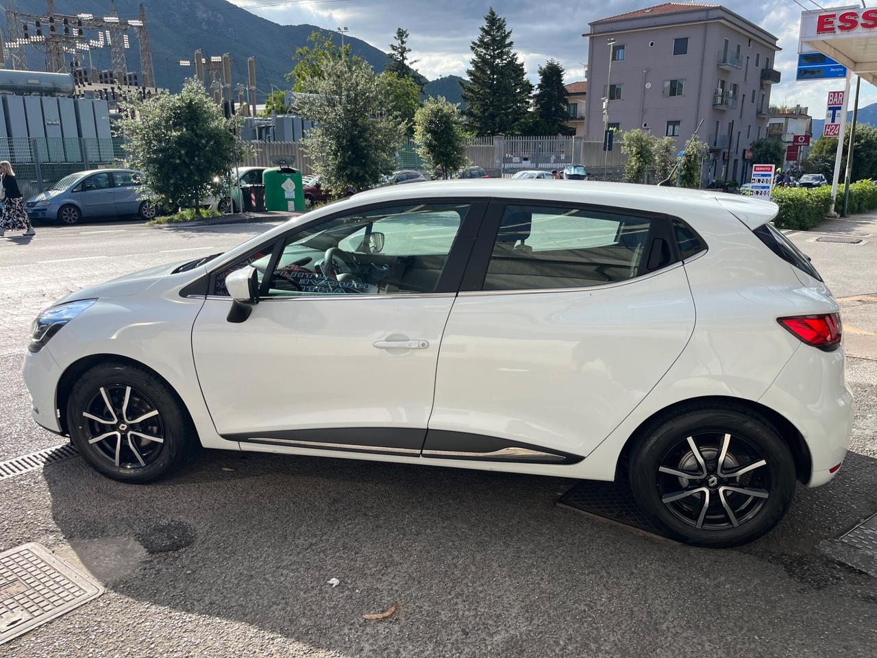 RENAULT CLIO FINE 2018 FULL OPTIONAL A.F.F.A.R.E
