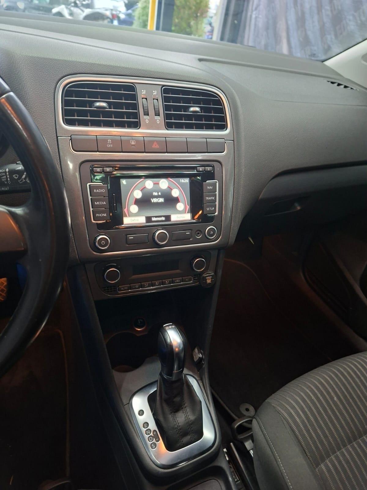 Volkswagen Polo 1.6 TDI 90CV DSG 5 porte Highline tetto full